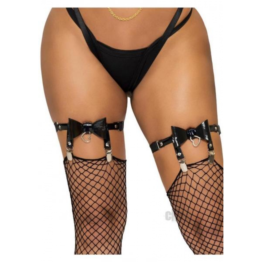 Vegan Leather Thigh Garter Heart - Black