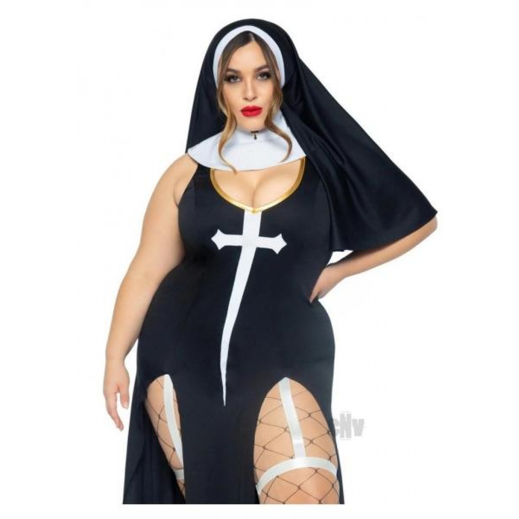 Sultry Sinner 3pc Set in Black & White