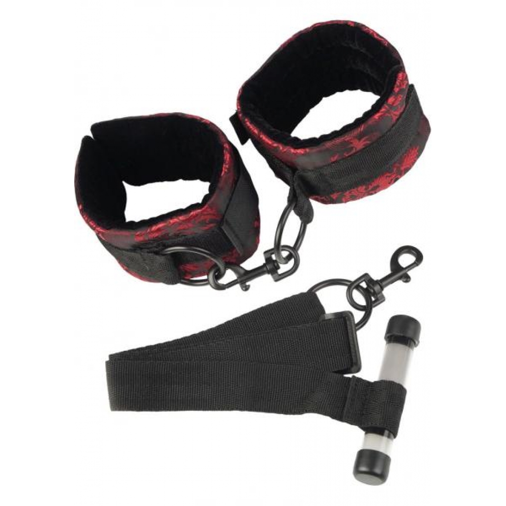 Scandal Over The Door Cuffs Black/Red