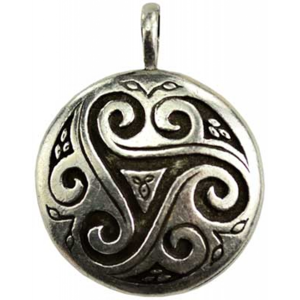 Triskele Shield Amulet - Spiritual Growth Copper Pendant