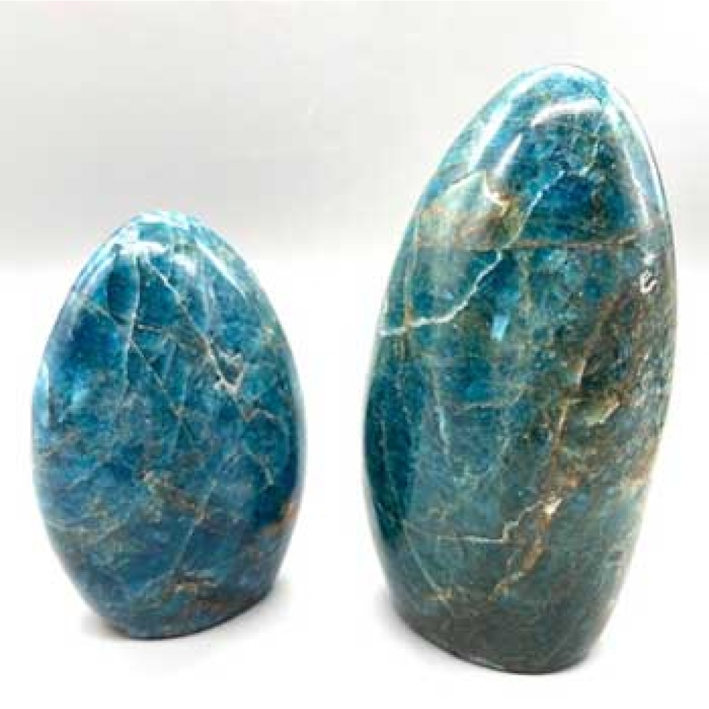 Apatite Free Shape Natural Stone