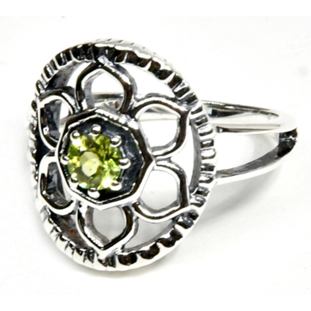 Size 8 Peridot Ring with Lotus Flower Design