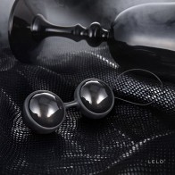 Luna Beads Noir Kegel Balls - Health and Pleasure