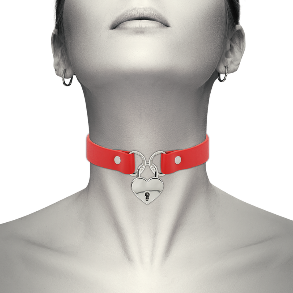 Collar Cuero Vegano Rojo Coquette Chic Desire con Corazón y Llave