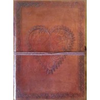 Cuaderno de Cuero con Corazón 5\" x 7\" para Llevar Diario