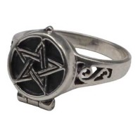 Anillo de Veneno de Plata Esterlina con Pentagrama