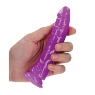 Dildo Slim de 6" RealRock Brilla en la Oscuridad - Púrpura Neón